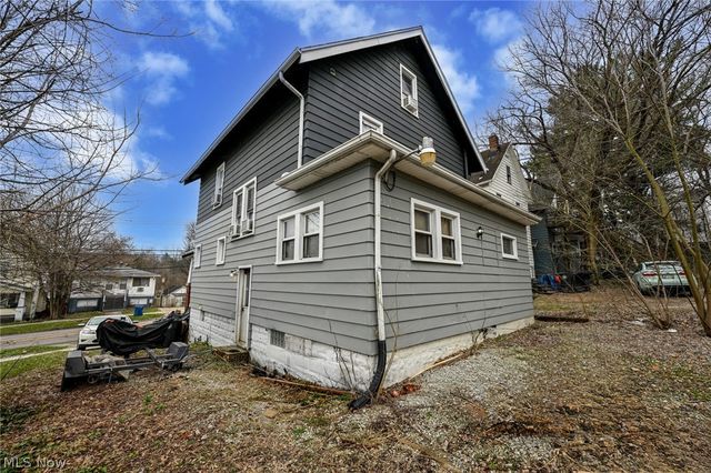 600 Brown Street, Akron, OH 44311