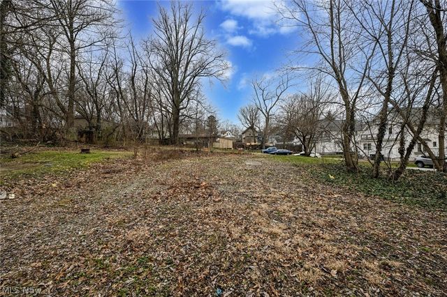 600 Brown Street, Akron, OH 44311