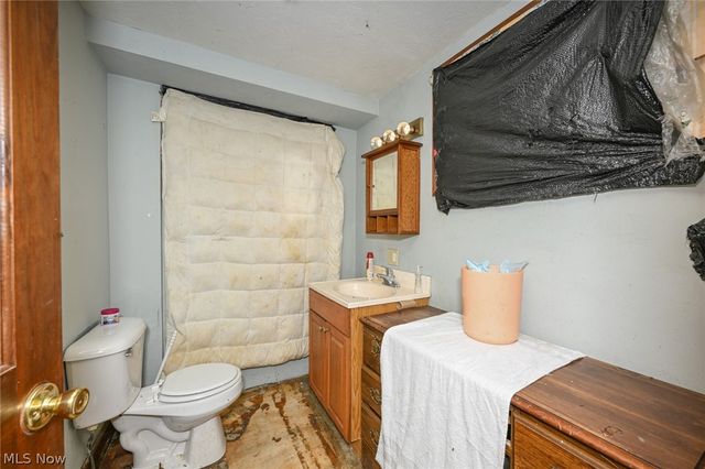 600 Brown Street, Akron, OH 44311