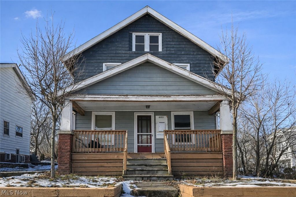 600 Brown Street, Akron, OH 44311