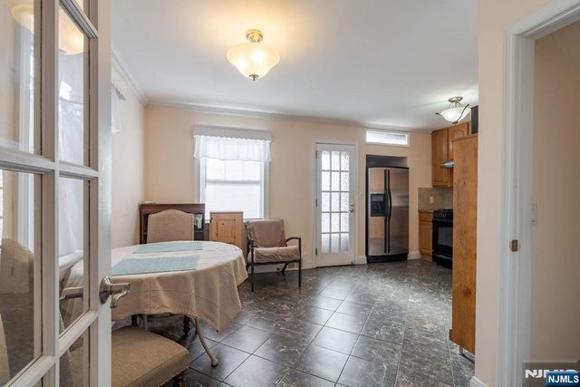 820 Elizabeth, Ridgefield, NJ 07657