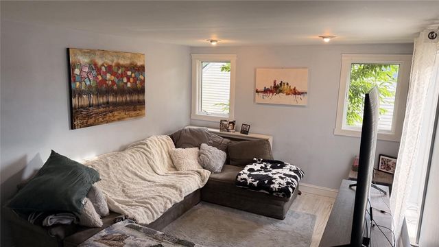 212 Seneca DRIVE, Arnold, PA 15068