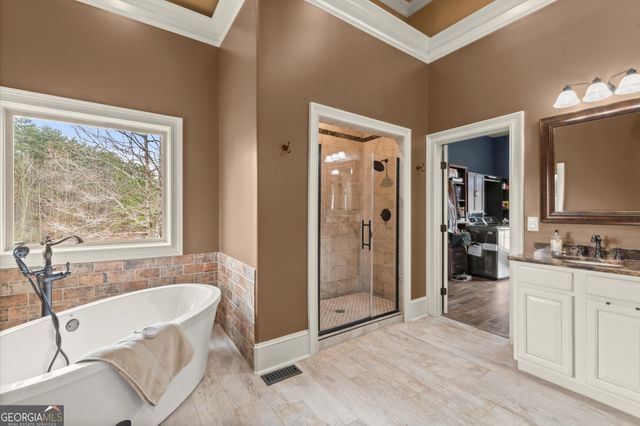 456 E Valley Road NE, Rydal, GA 30171