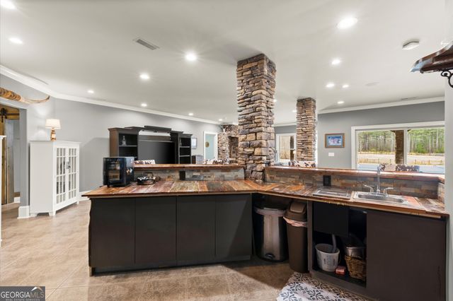 456 E Valley Road NE, Rydal, GA 30171