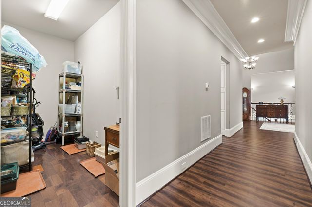 456 E Valley Road NE, Rydal, GA 30171