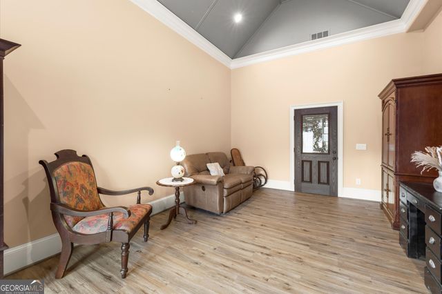 456 E Valley Road NE, Rydal, GA 30171