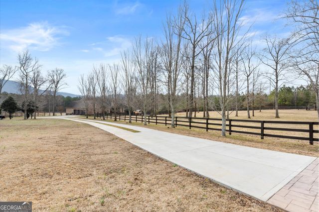 456 E Valley Road NE, Rydal, GA 30171
