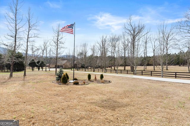 456 E Valley Road NE, Rydal, GA 30171