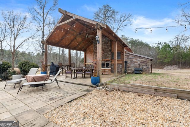 456 E Valley Road NE, Rydal, GA 30171