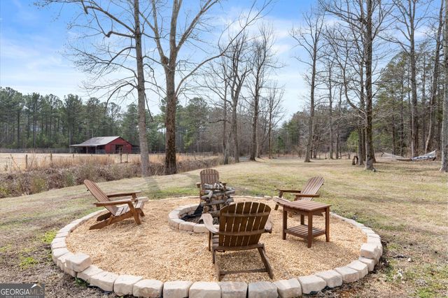 456 E Valley Road NE, Rydal, GA 30171