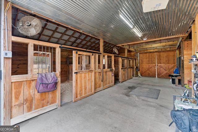 456 E Valley Road NE, Rydal, GA 30171