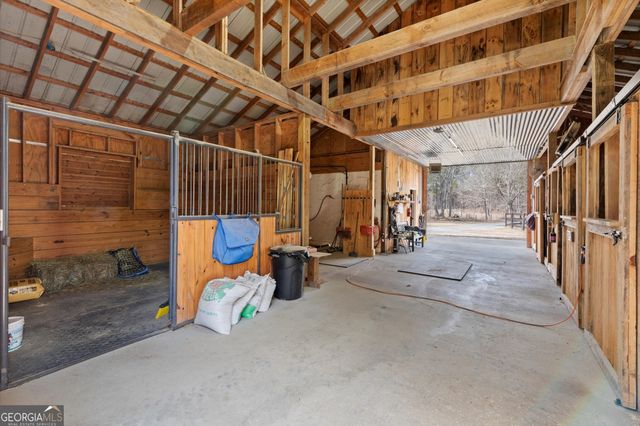 456 E Valley Road NE, Rydal, GA 30171