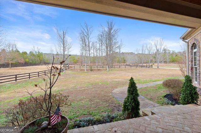 456 E Valley Road NE, Rydal, GA 30171