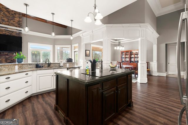 456 E Valley Road NE, Rydal, GA 30171