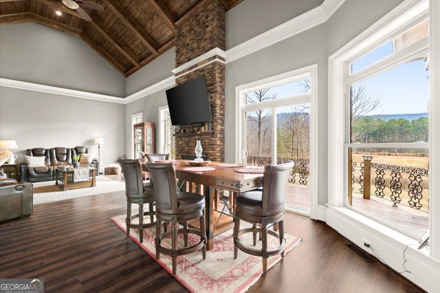 456 E Valley Road NE, Rydal, GA 30171