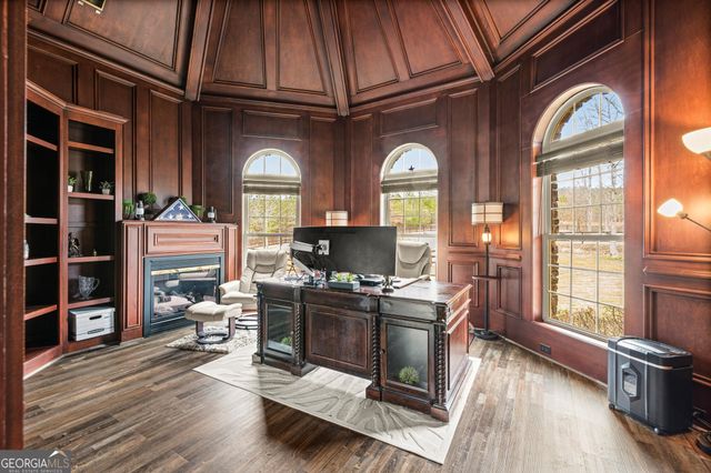 456 E Valley Road NE, Rydal, GA 30171