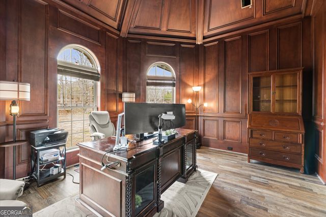 456 E Valley Road NE, Rydal, GA 30171