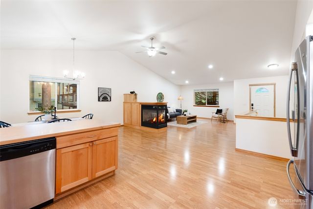 9 Shooting Star Court, Bellingham, WA 98229