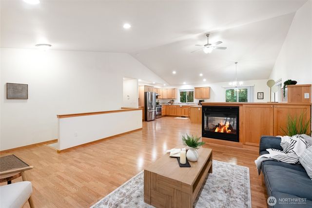 9 Shooting Star Court, Bellingham, WA 98229