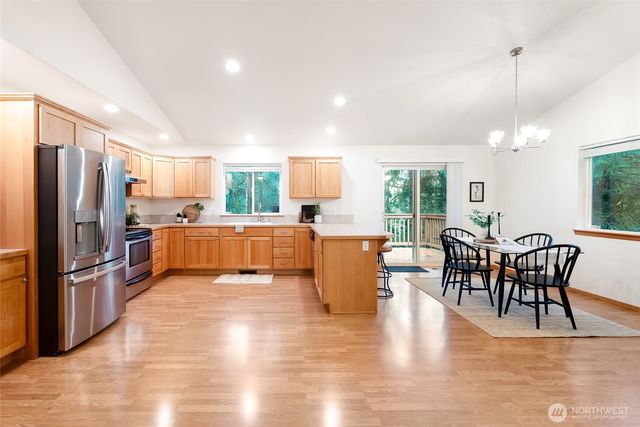 9 Shooting Star Court, Bellingham, WA 98229