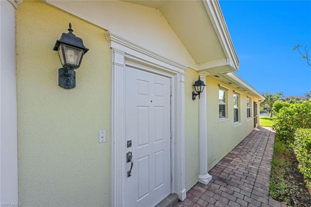7840 Ionio CT, Naples, FL 34114
