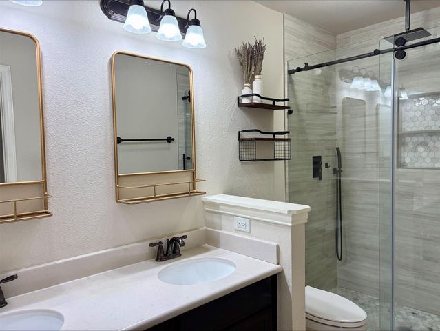 3042 Currant Drive Drive, Manvel, TX 77578