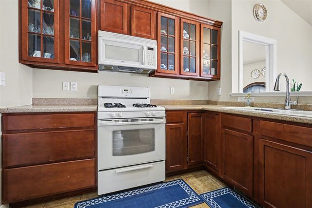 6625 Avalon Drive, Caledonia, MI 49316