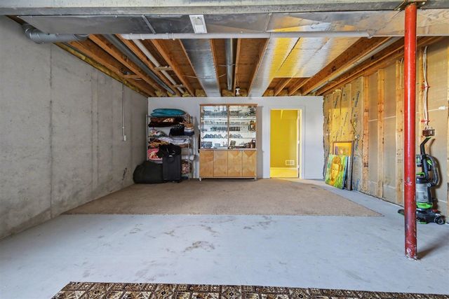 6625 Avalon Drive, Caledonia, MI 49316