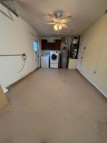 444 Broward Avenue, Greenacres, FL 33463