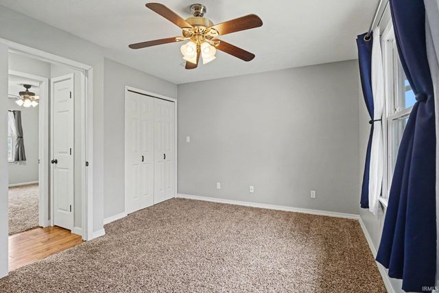 3363 N Old Farm Road, Warsaw, IN 46582