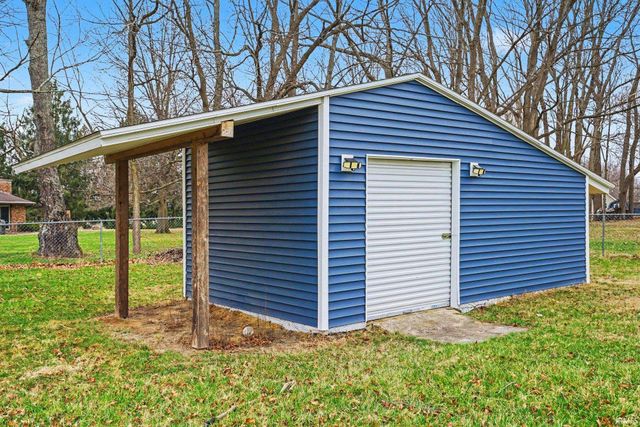 3363 N Old Farm Road, Warsaw, IN 46582