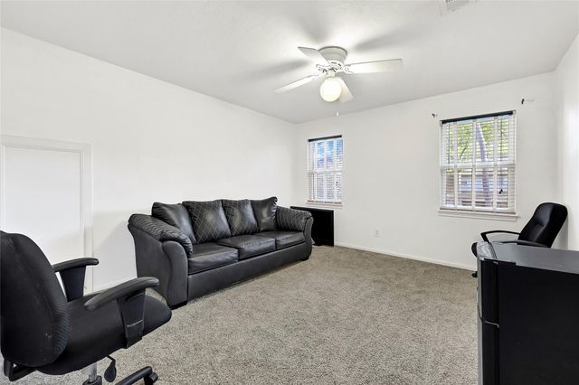 5619 Spanish Oak Drive, Houston, TX 77066