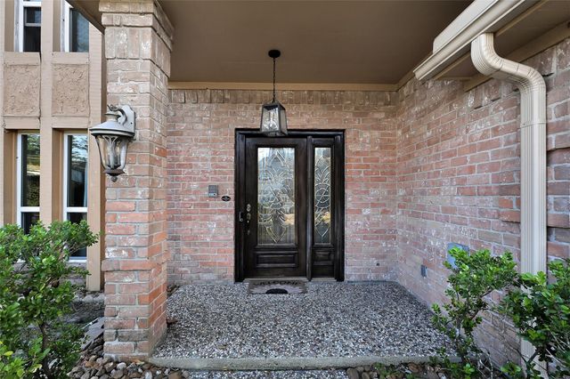 5619 Spanish Oak Drive, Houston, TX 77066