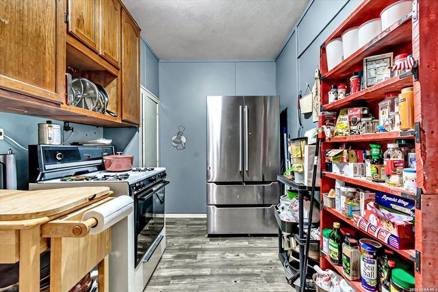 1406 Wyoming St, San Antonio, TX 78203