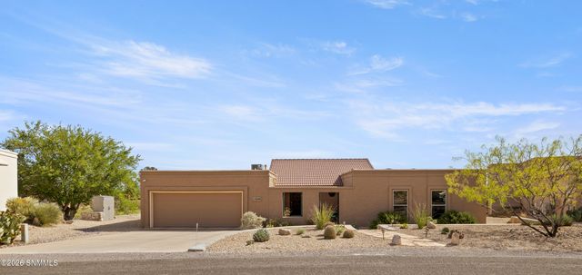 1270 Vista Del Monte, Las Cruces, NM 88007