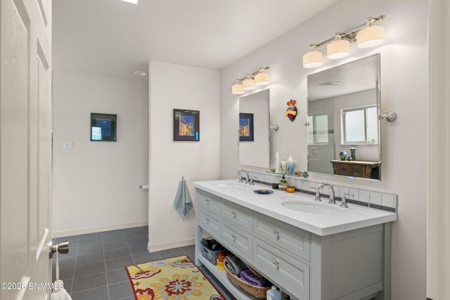 1270 Vista Del Monte, Las Cruces, NM 88007