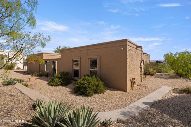 1270 Vista Del Monte, Las Cruces, NM 88007