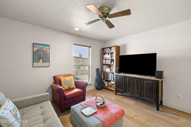 1270 Vista Del Monte, Las Cruces, NM 88007