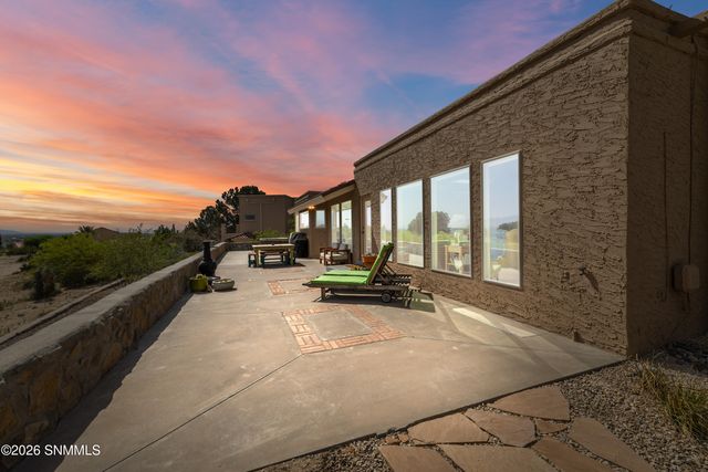 1270 Vista Del Monte, Las Cruces, NM 88007