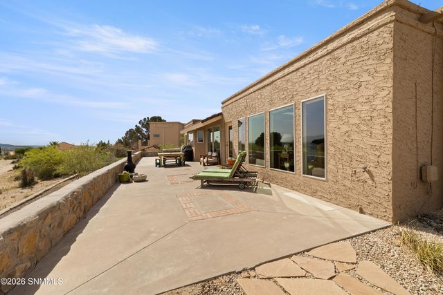 1270 Vista Del Monte, Las Cruces, NM 88007