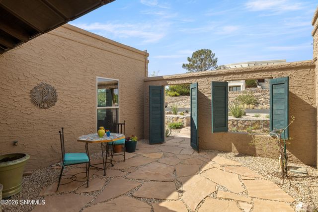 1270 Vista Del Monte, Las Cruces, NM 88007