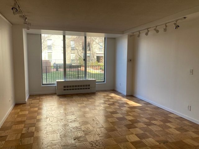 99 Pond Avenue 201, Brookline, MA 02445