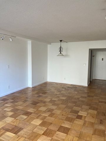99 Pond Avenue 201, Brookline, MA 02445