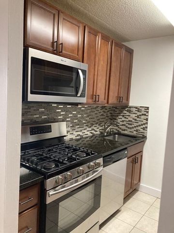 99 Pond Avenue 201, Brookline, MA 02445