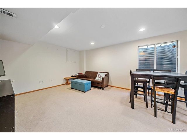 9943 Sydney Ln, Highlands Ranch, CO 80130