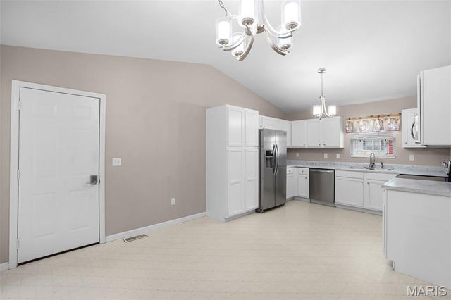 1222 W 8th Street, Washington, MO 63090