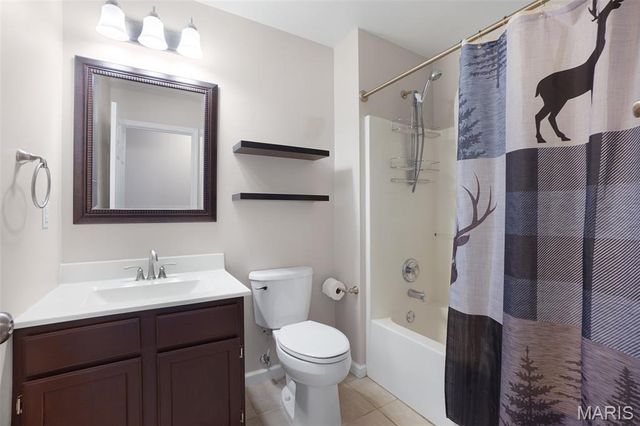 1222 W 8th Street, Washington, MO 63090
