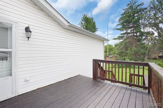 1222 W 8th Street, Washington, MO 63090
