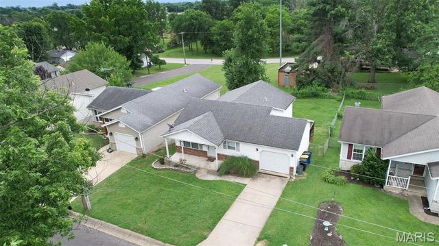 1222 W 8th Street, Washington, MO 63090