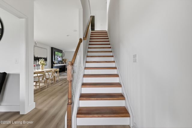 11946 Cascade Falls Trail, Louisville, KY 40229